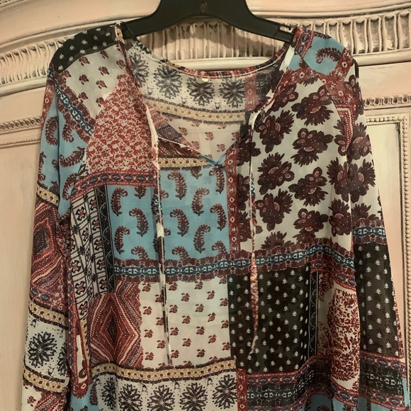EUC boho style top/blouse small - Picture 4 of 8